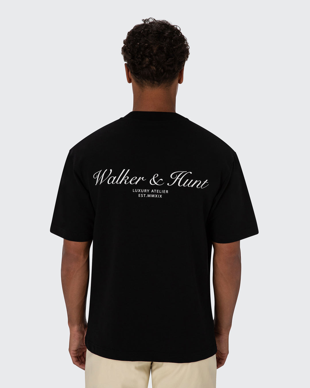 Walker &amp; Hunt – Relaxed Fit – Black – Atelier T-Shirt