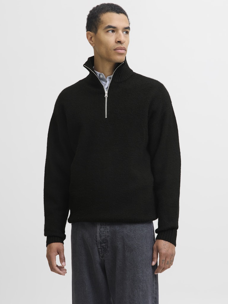 Jack &amp; Jones – Black - Relaxed Fit –Half Zip Jumper