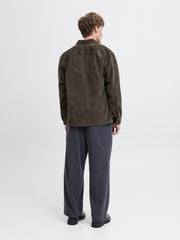 Jack & Jones – Relaxed Fit – Black Olive – Corduroy Overshirt