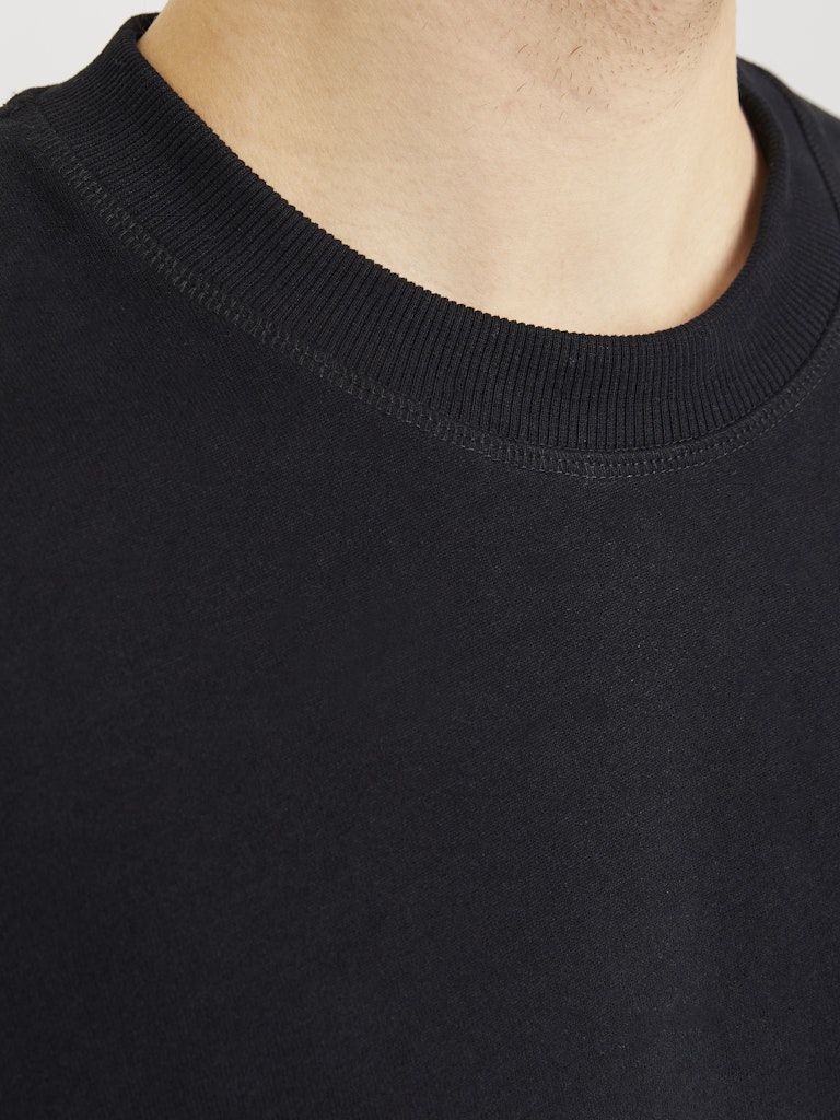 Jack &amp; Jones – Oversize Cropped Fit – Black – JCOBLANKS Heavy Tee