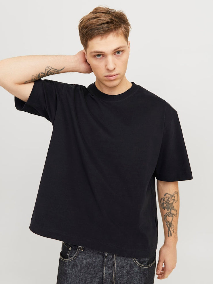 Jack & Jones – Oversize Cropped Fit – Black – JCOBLANKS Heavy Tee