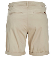 Jack & Jones – Regular Fit – Crockery – JPSTBOWIE Solid Chino Shorts