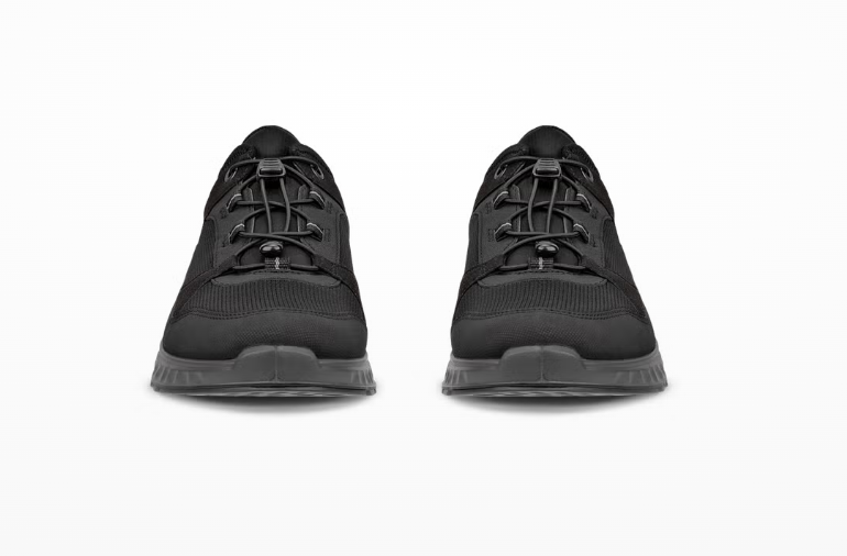 Exostride GORE-TEX Outdoor Trainer – Black