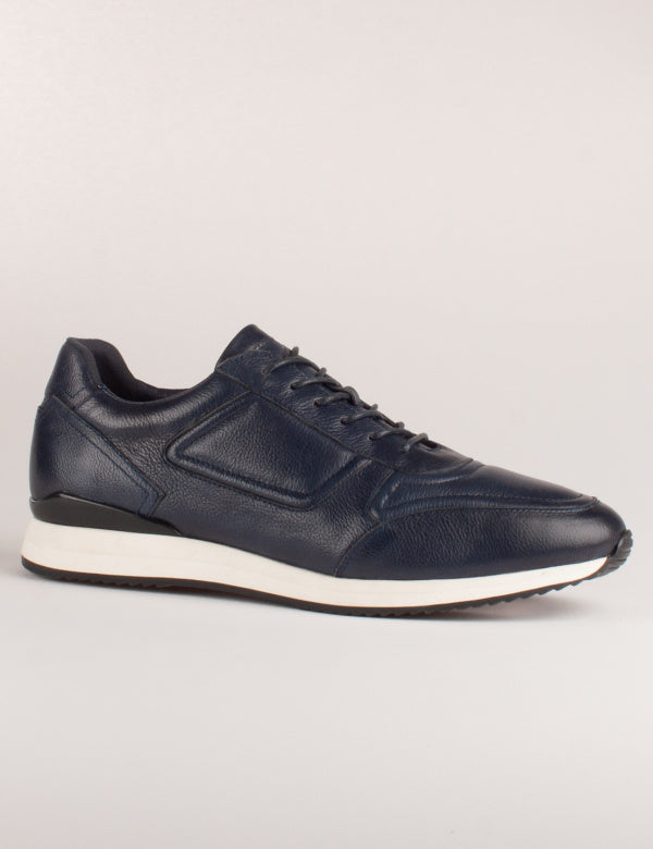 Tommy Bowe and Bootmakers – Caesars Smart Casual Shoe